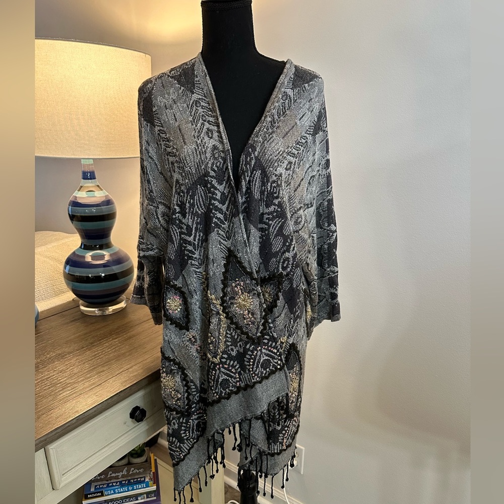Paparazzi Gray & Black Wrap Cardigan - Size S/M